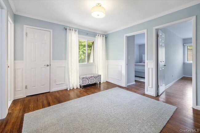 Building Photo - 107 Tennyson Dr