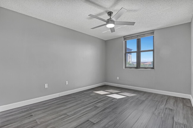 Building Photo - 651 Okeechobee Blvd