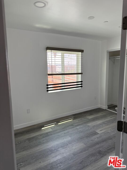 Building Photo - 6644 Irvine Ave