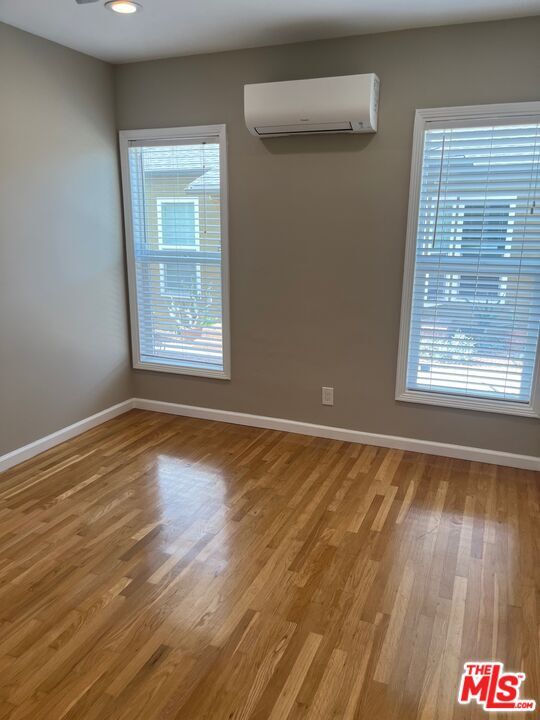 Building Photo - 1336 Ocean Park Blvd