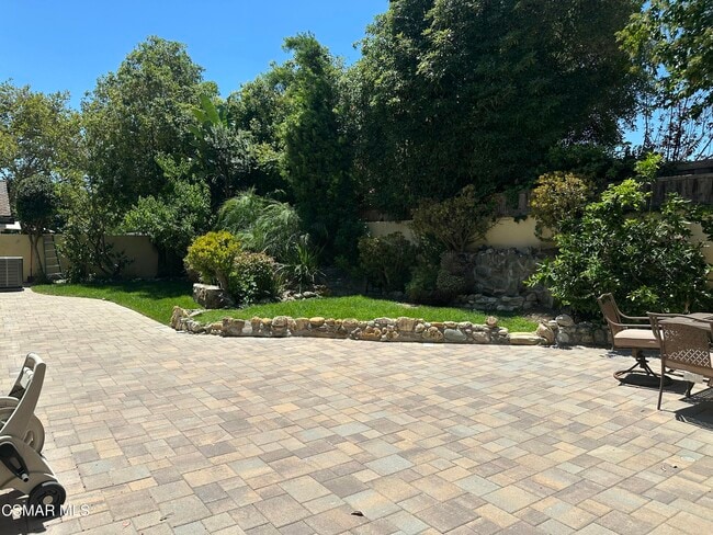 Building Photo - 1165 Triunfo Canyon Rd
