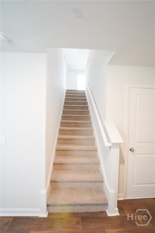 Building Photo - 467 Coconut Dr