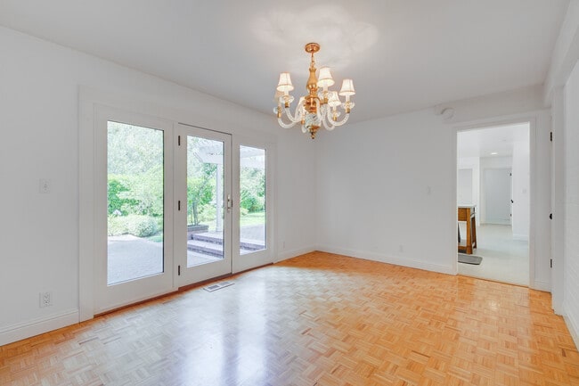 Building Photo - 15 Niven Way