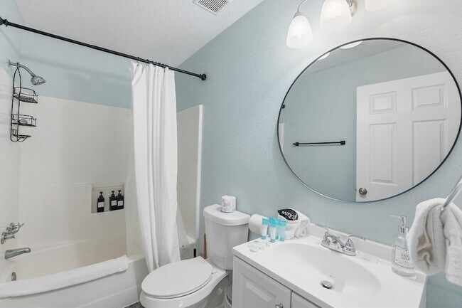 Building Photo - 2311 56th St