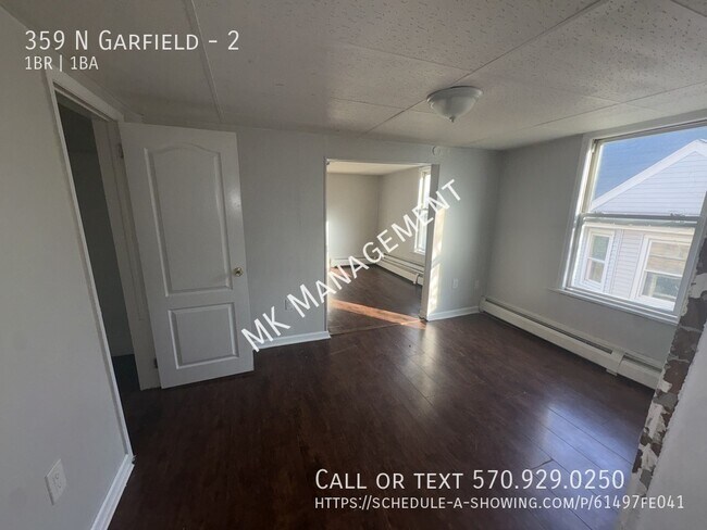 Building Photo - 359 N Garfield Ave