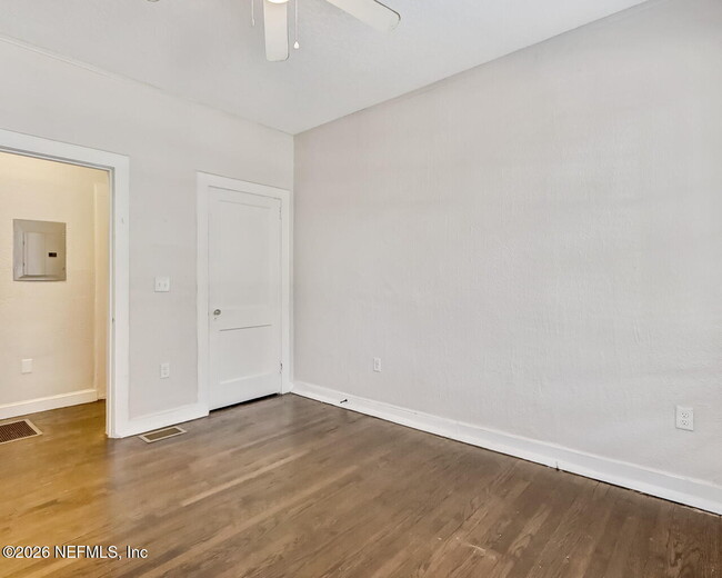 Building Photo - 1020 Stockton St