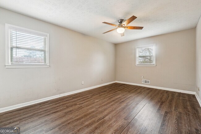 Building Photo - 2235 Emerald Springs Dr