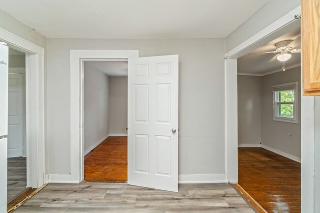 Building Photo - 4100 Garnet Dr
