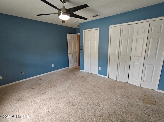 Building Photo - 4076 Everett Ave