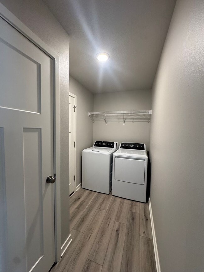 Building Photo - Luxury Home with Attached 2 Car Garage and finished basement!