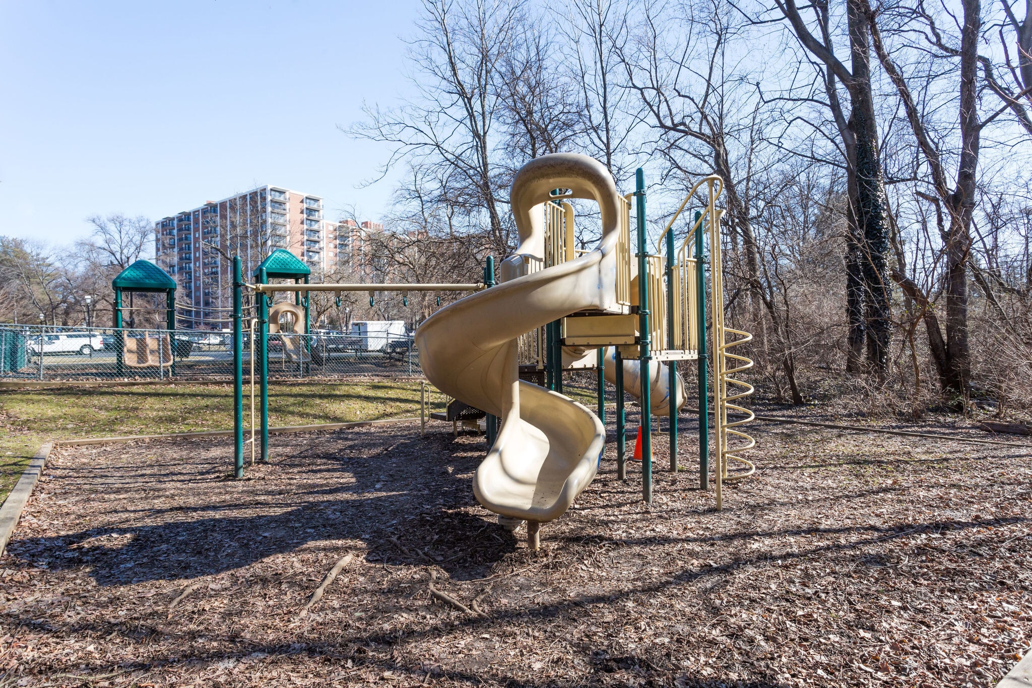 Playground - 6143 Leesburg Pike