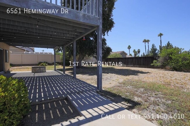 Building Photo - 6561 Hemingway Dr