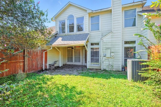 Building Photo - 10222 Thornmont Ln