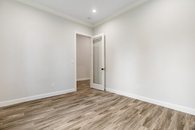 Building Photo - 12110 S Tara Plantation Dr