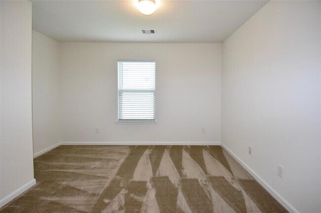 Building Photo - 11663 Rosewood Forest Ct
