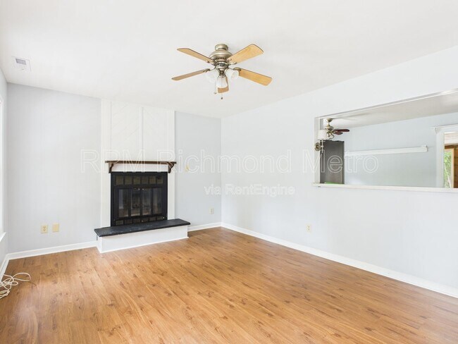 Building Photo - 11220 Sunfield Dr