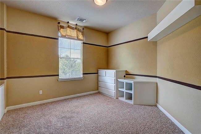 Building Photo - 2409 Santa Clara Ln