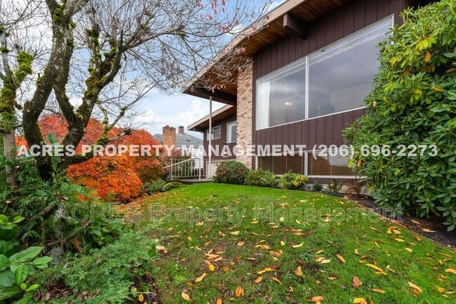 Building Photo - 7617 S Lakeridge Dr