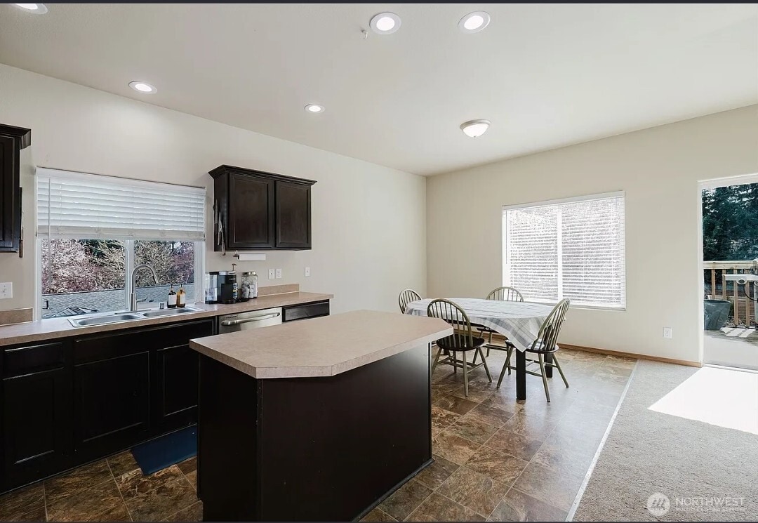 Dining room off kitchen - 106 Goldenrod St