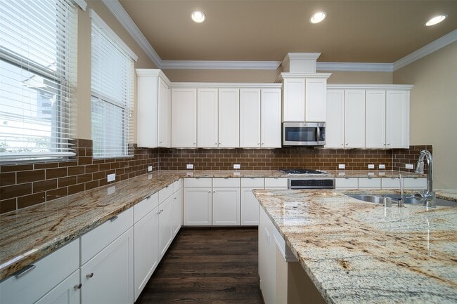 Building Photo - 1231 Creekside Acres Ct