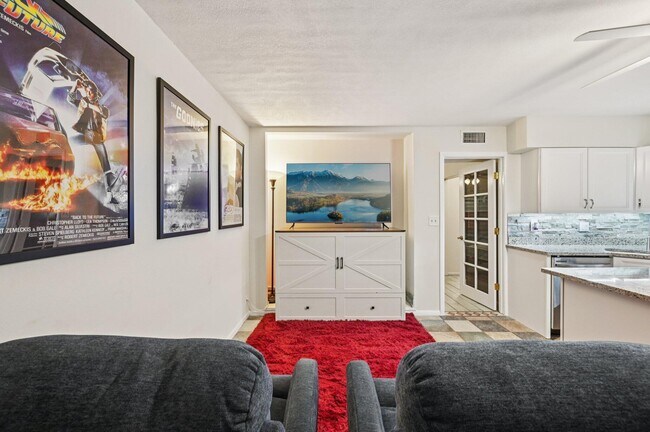 Building Photo - 11000 S Ocean Dr