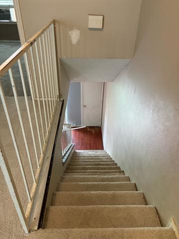 Building Photo - 1366 Old Jamestown Ct