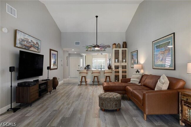 Building Photo - 15489 Admiralty Cir