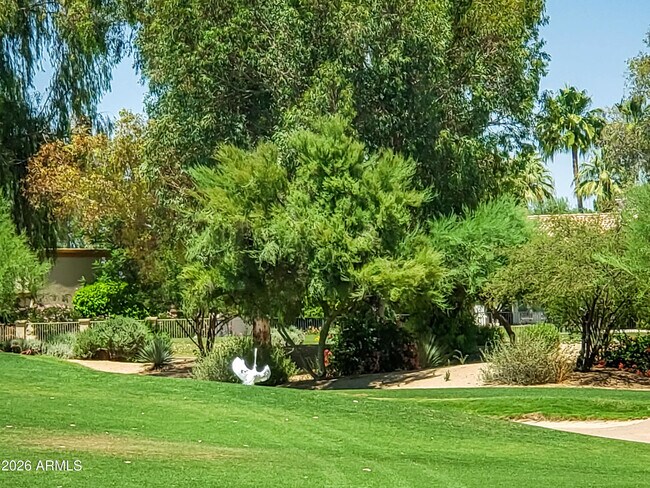 Building Photo - 7156 Oakmont Dr