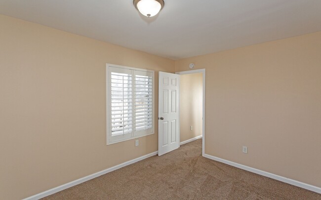 Building Photo - Wonderful 4 bedroom home in San Marcos!