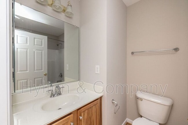 Building Photo - 907 Dominion Townes Ct