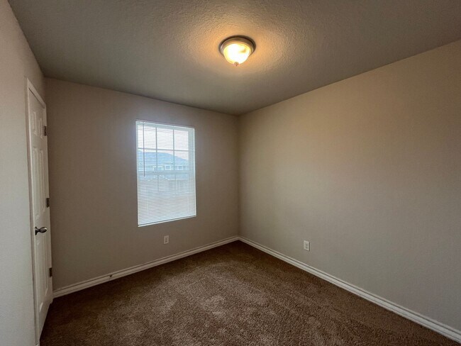 Building Photo - 16906 Dancing Ava