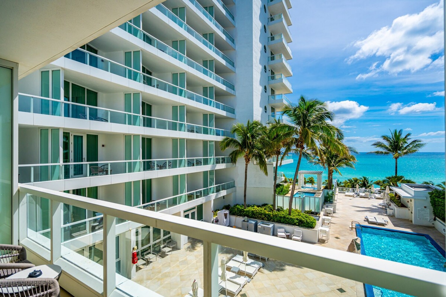 Building Photo - 4391 Collins Ave