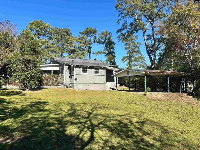 Building Photo - 804 Columbia College Dr