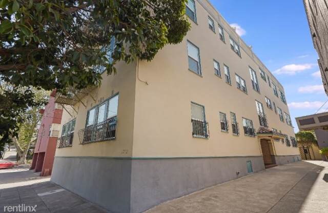 Building Photo - 1732 6th Ave