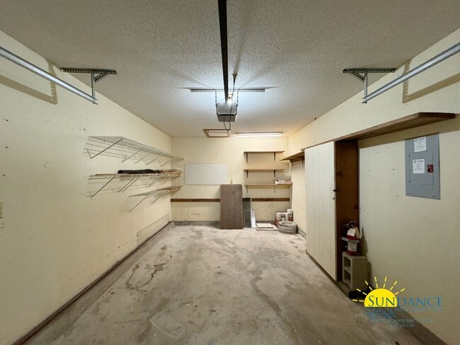 Building Photo - Centrally Located 3 Bedroom Home in Fort W...