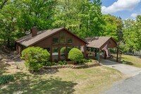 Building Photo - 5 Juanita Dr