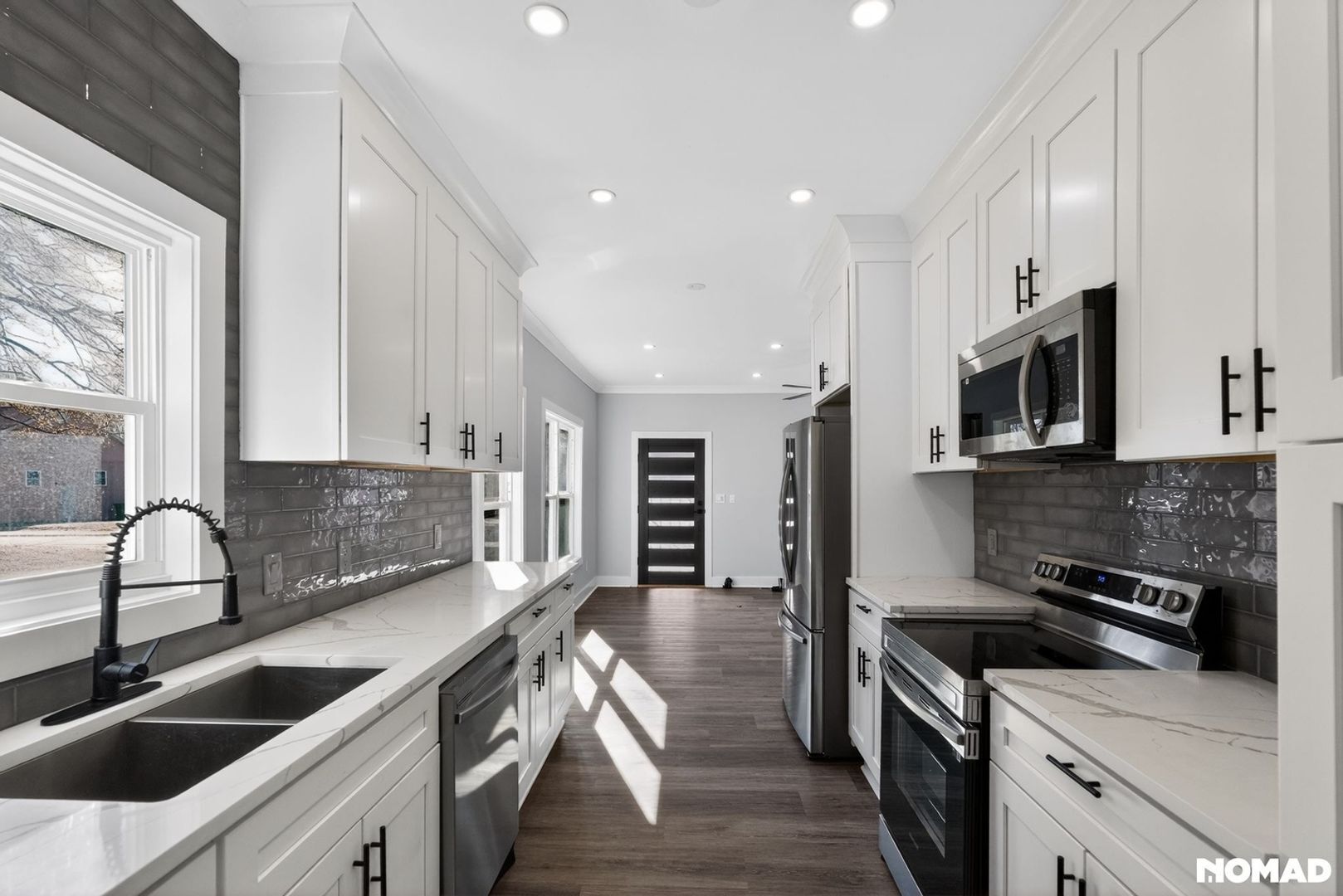 Building Photo - 935 Pelham St NW