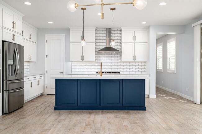 Building Photo - 25822 N 20th Ln