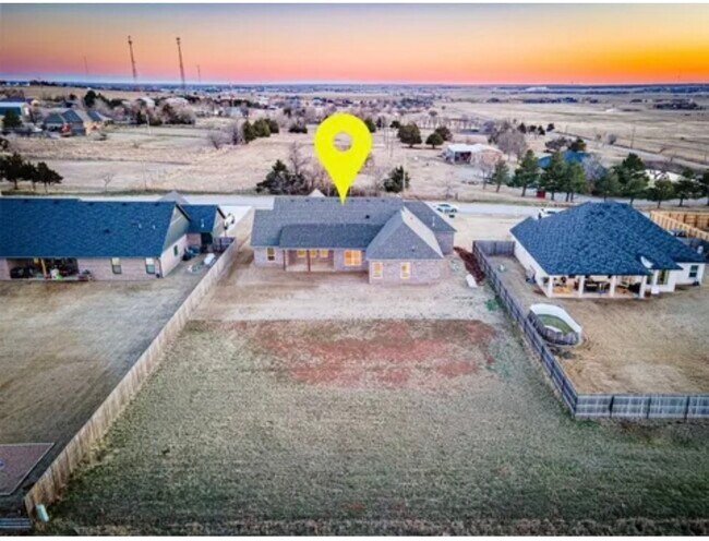 Building Photo - 7530 Highland Hls Dr