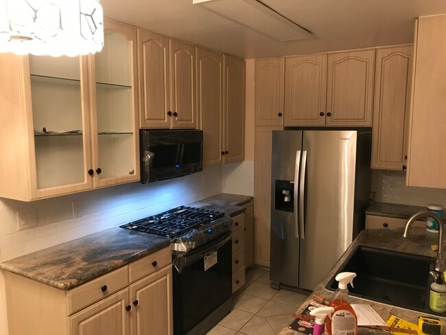 Building Photo - 3209 W 153rd St