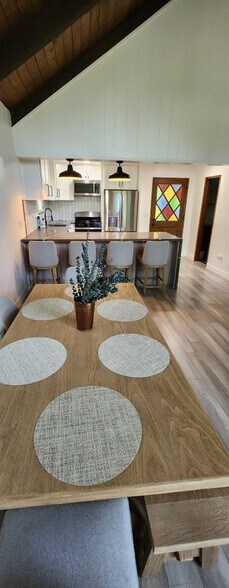 Building Photo - 28890 Cedar Dr