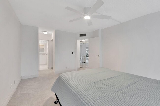Building Photo - 3590 Via Poinciana