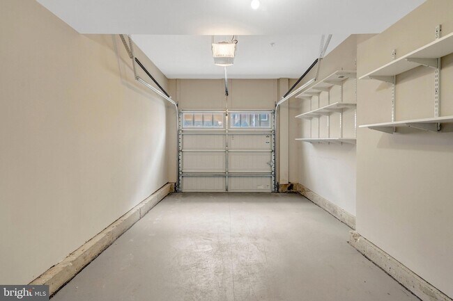 Building Photo - 42790 Lauder Terrace