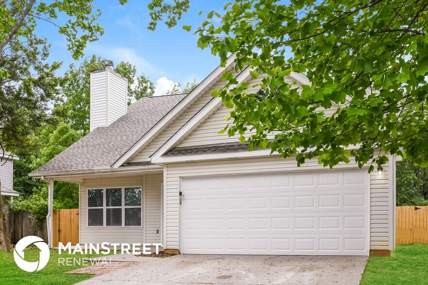 Building Photo - 229 River Oaks Dr