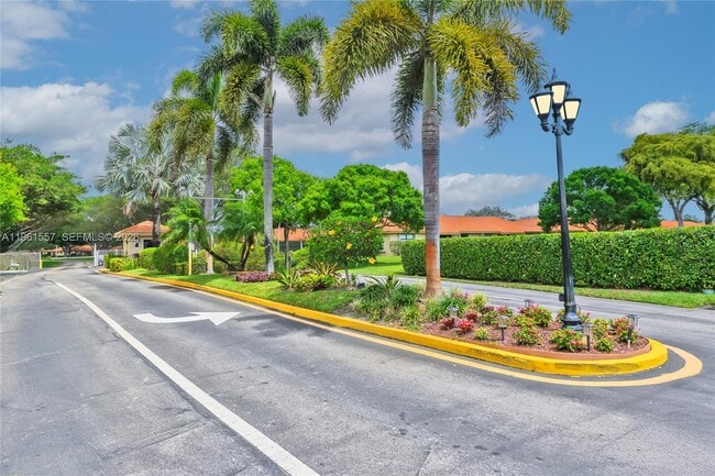 Building Photo - 3506 Joshua Tree St