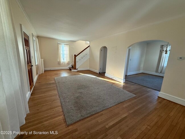 Building Photo - 301 Monument Ave