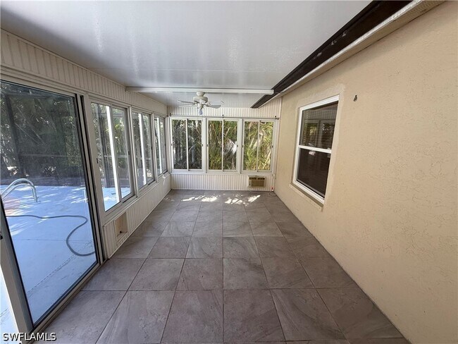 Building Photo - 5361 Hickory Wood Dr