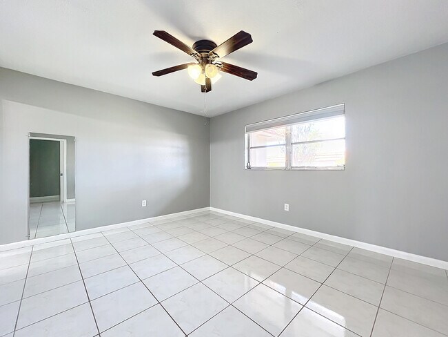 Building Photo - 5775 Fernley Dr W