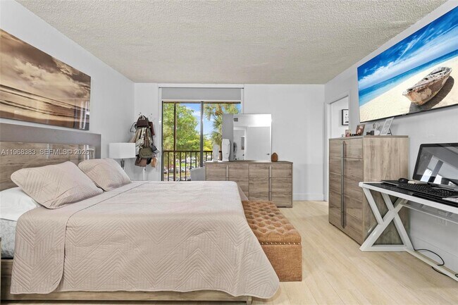 Building Photo - 8700 SW 133rd Avenue Rd