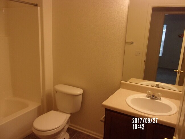 Building Photo - 4631 S Swadley Ct